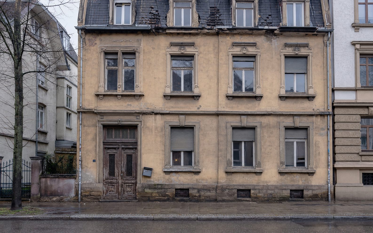 Stadthaus 1908 vor der Sanierung — Bestandsaufnahme